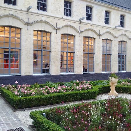 L'Hermitage Gantois, Autograph Collection Lille Zewnętrze zdjęcie The gardens of the museum